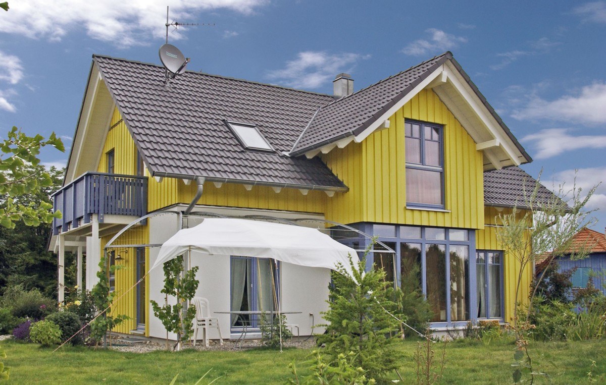 Công ty TNHH Kiến trúc Xây dựng Đoàn Anh Quốc - MẪU NHÀ 2 TẦNG MÁI THÁI ĐỘC ĐÁO THU HÚT NHIỀU SỰ TÒ MÒ TẠI BÌNH THUẬN